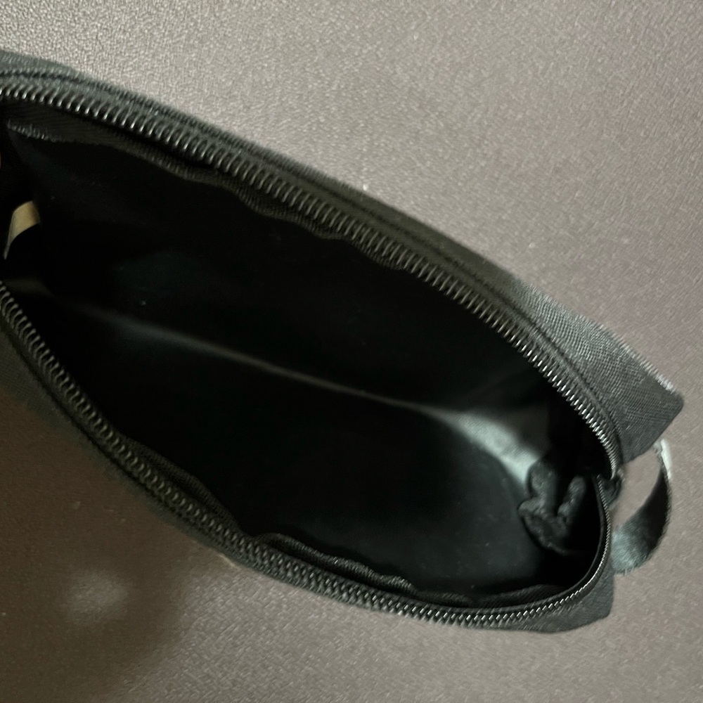 Victoria's Secret PINK Grey Marl Color Pouch NWOT - Picture 15 of 16